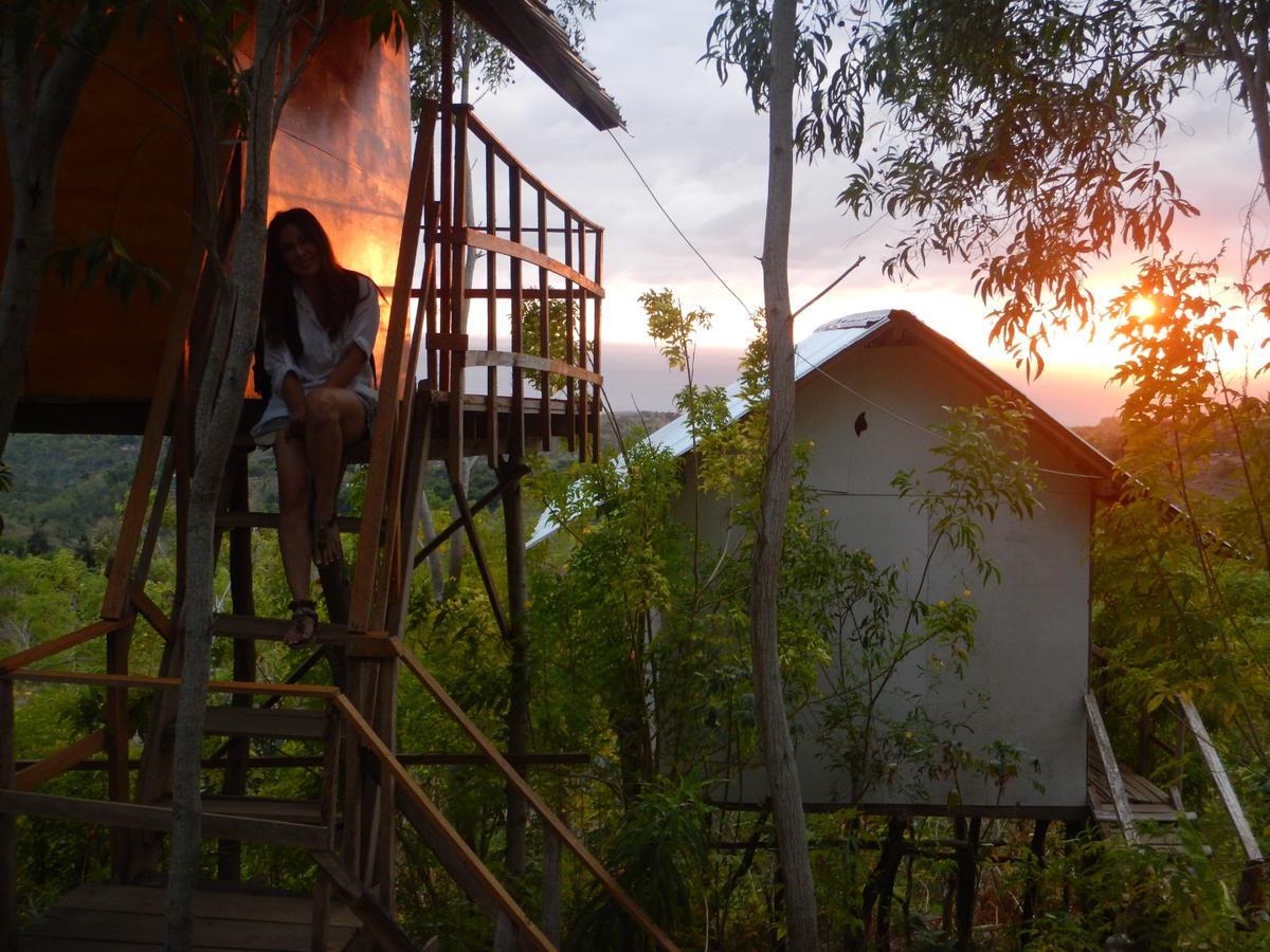 Rumah Pohon Batununggul Luaran gambar